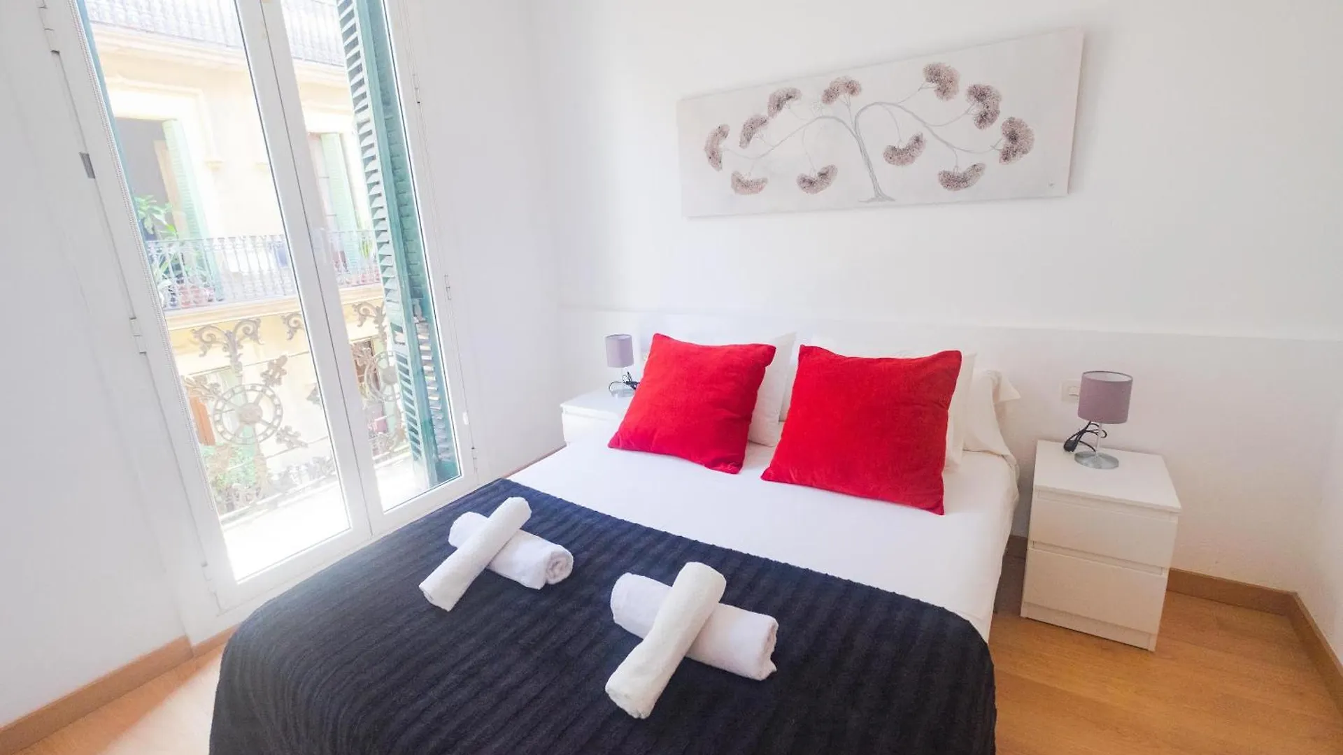 Apartments Gaudi Barcelona 0*,  Spain