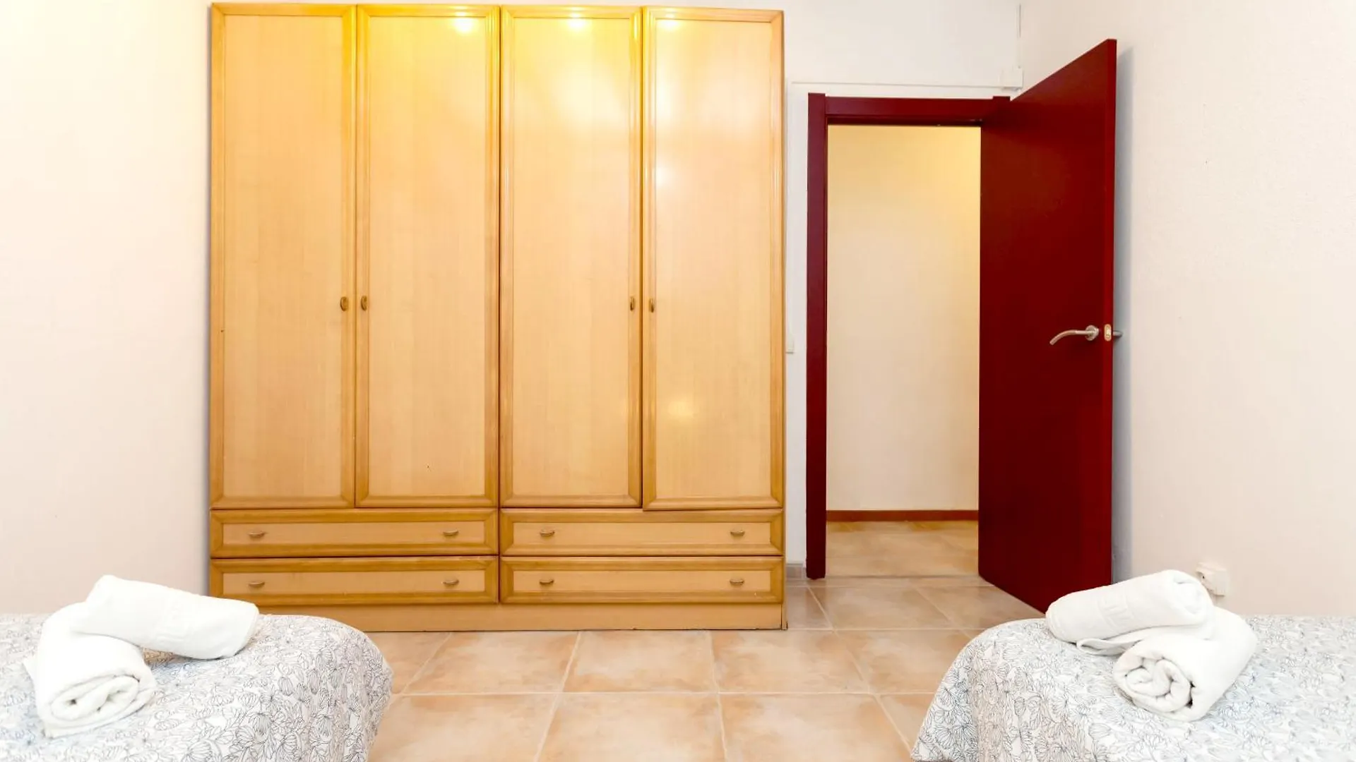 Apartments Gaudi Barcelona 0*,